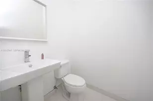 9165 NW 33rd St, Doral, FL 33172 - Photo 32