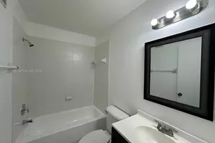 1320 SE 31st Ct, Homestead, FL 33035 - Photo 10