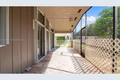570 Woodgate Cir #A, Sunrise, FL 33326 - Photo 46