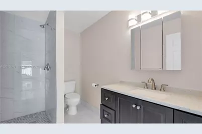 570 Woodgate Cir #A, Sunrise, FL 33326 - Photo 42