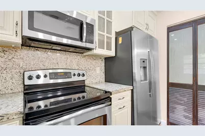570 Woodgate Cir #A, Sunrise, FL 33326 - Photo 22