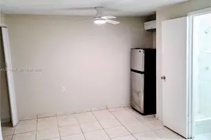 5871 NW 199th St, Hialeah, FL 33015 - Photo 2