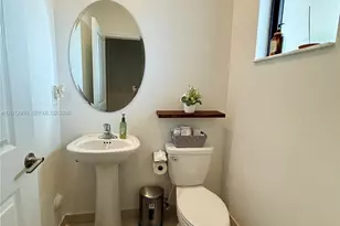 788 NE 208th Ln, Miami Gardens, FL 33179 - Photo 18