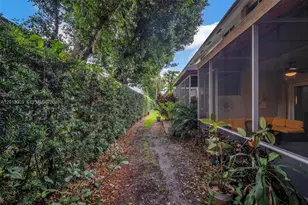 8327 Via Leonessa, Boca Raton, FL 33433 - Photo 38