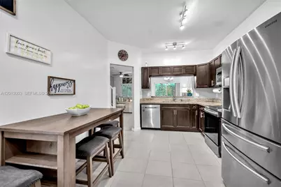 8327 Via Leonessa, Boca Raton, FL 33433 - Photo 10