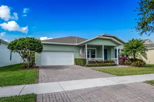 10671 SW Waterway Ln, Port Saint Lucie, FL 34987 - Photo 2