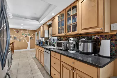 8505 NW 29th Dr, Coral Springs, FL 33065 - Photo 20