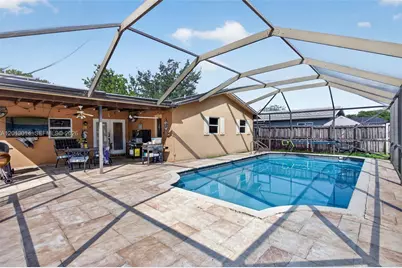8505 NW 29th Dr, Coral Springs, FL 33065 - Photo 4
