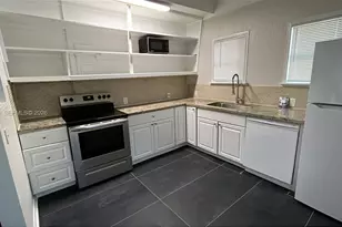 834 SW 11th St, Fort Lauderdale, FL 33315 - Photo 1
