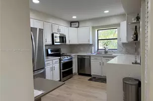 491 Racquet Club Rd, Weston, FL 33326 - Photo 14