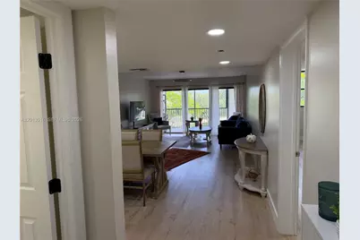491 Racquet Club Rd #312, Weston, FL 33326 - Photo 8