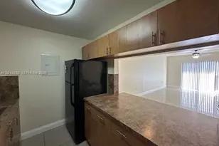 1337 NW 1st St, Miami, FL 33125 - Photo 10