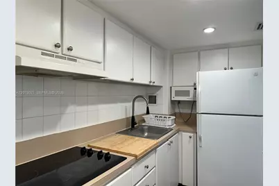 1200 West Ave #724, Miami Beach, FL 33139 - Photo 8