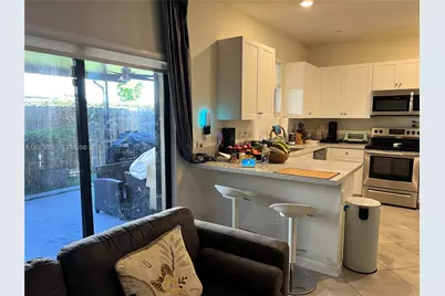 25020 SW 114th Ave, Homestead, FL 33032 - Photo 8