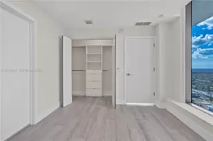 121 NE 34th St, Miami, FL 33137 - Photo 42