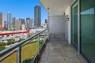 90 SW 3rd St, Miami, FL 33130 - Photo 14