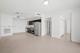 90 SW 3rd St, Miami, FL 33130 - Photo 12