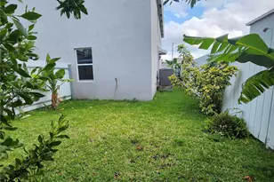 13245 SW 271st Ter, Homestead, FL 33032 - Photo 4