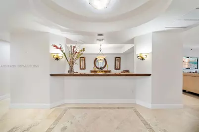 791 Crandon Blvd #404, Key Biscayne, FL 33149 - Photo 2