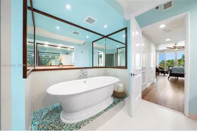 791 Crandon Blvd #404, Key Biscayne, FL 33149 - Photo 20