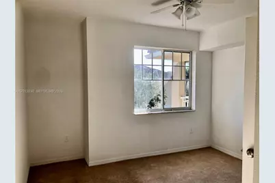 6559 Emerald Dunes Dr #304, West Palm Beach, FL 33411 - Photo 14