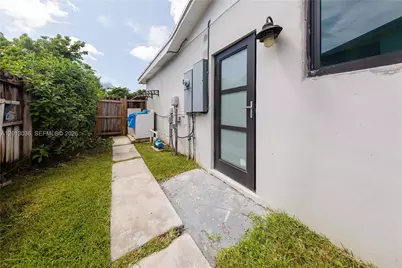 19311 Sterling Dr, Cutler Bay, FL 33157 - Photo 24