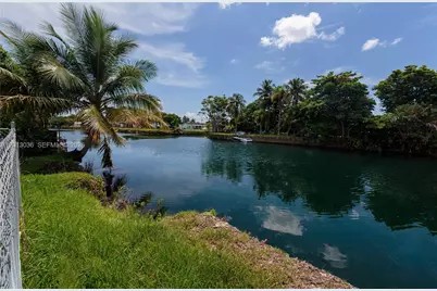 19311 Sterling Dr, Cutler Bay, FL 33157 - Photo 36