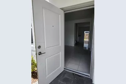 2693 SE 19th St, Homestead, FL 33035 - Photo 16