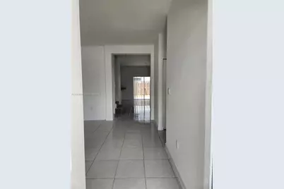 2693 SE 19th St, Homestead, FL 33035 - Photo 18
