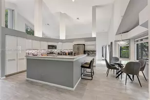 10325 NW 6th St, Coral Springs, FL 33071 - Photo 6