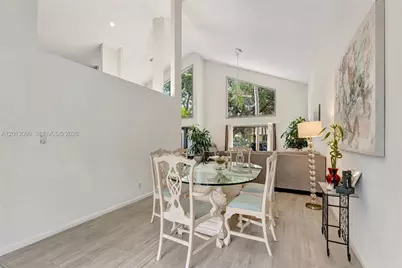 10325 NW 6th St, Coral Springs, FL 33071 - Photo 16