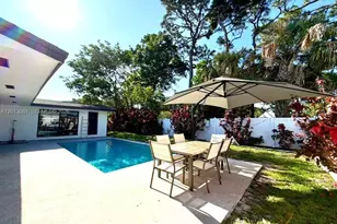 151 SE 6th Ct, Pompano Beach, FL 33060 - Photo 1