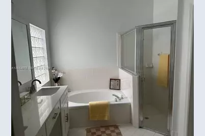 17110 NW 10th St, Pembroke Pines, FL 33028 - Photo 18