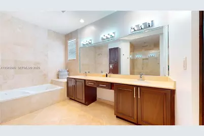 11530 NW 82nd Ter #11530, Doral, FL 33178 - Photo 14
