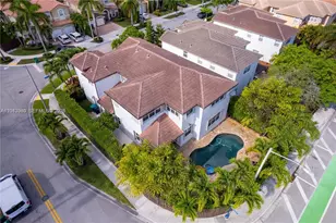 11530 NW 82nd Terrace, Doral, FL 33178 - Photo 4