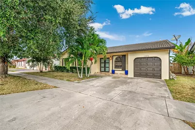 14473 SW 172nd Ln, Miami, FL 33177 - Photo 2