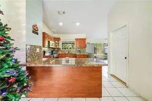 14473 SW 172nd Ln, Miami, FL 33177 - Photo 4