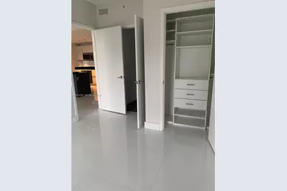 1010 Brickell Ave #3704, Miami, FL 33131 - Photo 22