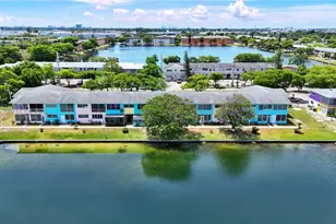 285 NE 191st St, Miami, FL 33179 - Photo 24