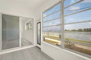 285 NE 191st St, Miami, FL 33179 - Photo 20