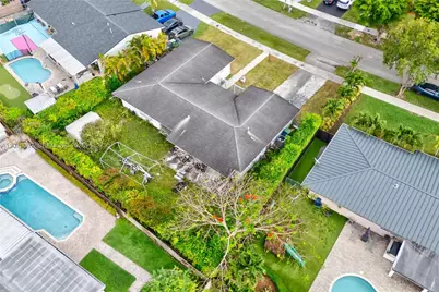 14245 SW 75th Ter, Miami, FL 33183 - Photo 14