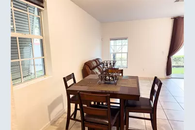 4009 NW 11th Dr, Lauderhill, FL 33313 - Photo 8