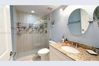 18100 N Bay Rd #1106, Sunny Isles Beach, FL 33160 - Photo 8