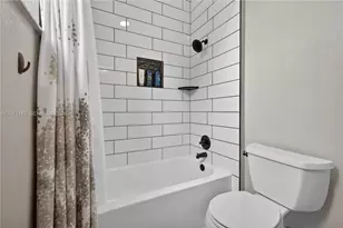 1306 Crossbill Ct, Weston, FL 33327 - Photo 38