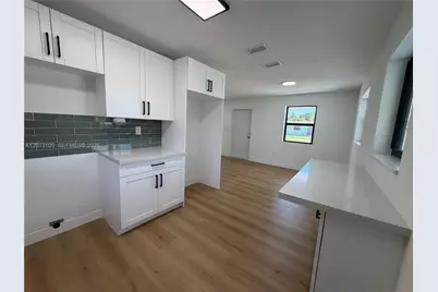 291 NW 184th Ter, Miami Gardens, FL 33169 - Photo 12