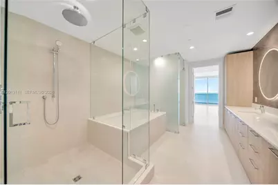 153 N Seabreeze Blvd #801, Fort Lauderdale, FL 33304 - Photo 18