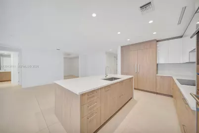 153 N Seabreeze Blvd #801, Fort Lauderdale, FL 33304 - Photo 12