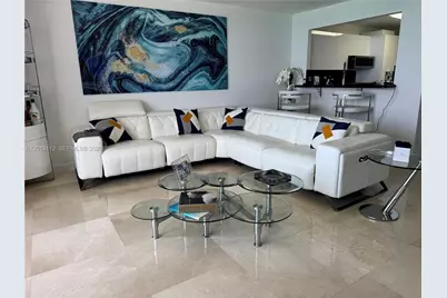 5555 Collins Ave #14E, Miami Beach, FL 33140 - Photo 1