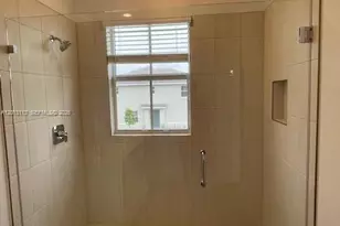 172 SW 171st Ln, Pembroke Pines, FL 33027 - Photo 8