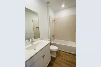 172 SW 171st Ln, Pembroke Pines, FL 33027 - Photo 6
